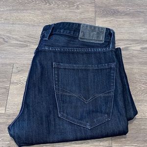 GUESS Jeans